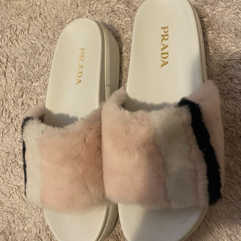 Prada slides
